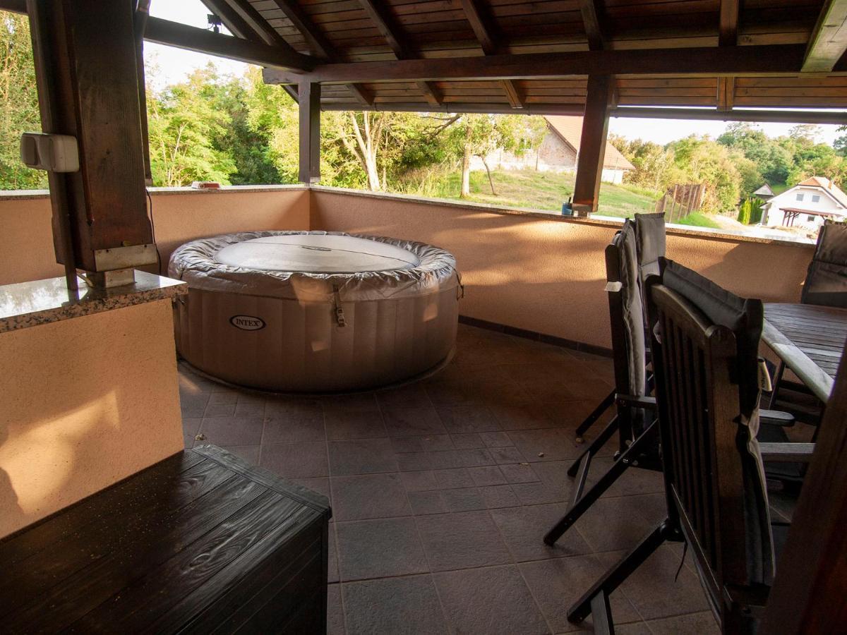 House Zarja - With Sauna And Hot Tub *